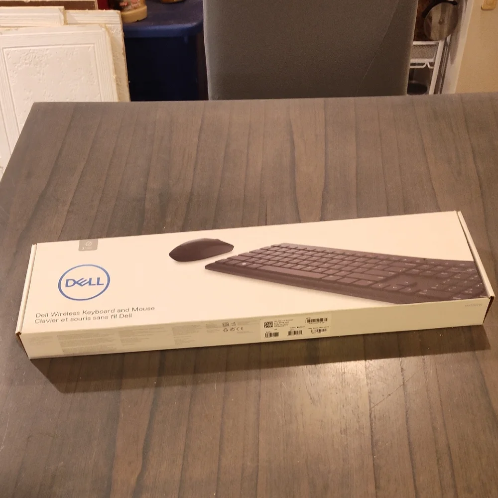 Dell Wireless Keyboard and Mouse Set - Black